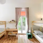 Downtown Forest & Vandrarhem *