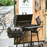 Downtown Forest & Vandrarhem