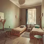 Downtown Forest & Vandrarhem *