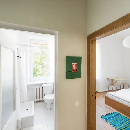Hostel Downtown Forest &