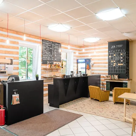 Downtown Forest & Hostel