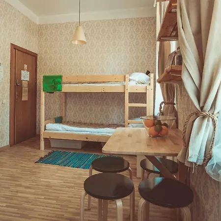 Downtown Forest & Hostel *