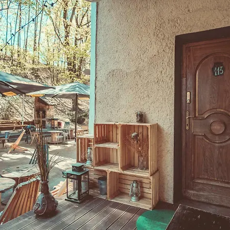 אכסניה Downtown Forest & *