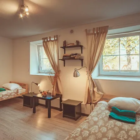 Downtown Forest & אכסניה *