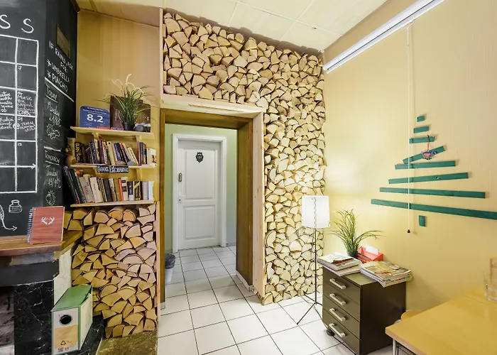 Downtown Forest & Hostel