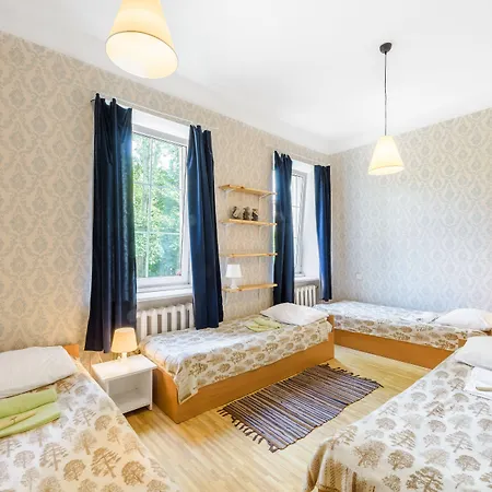 Downtown Forest & Хостел *