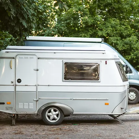 Downtown Forest & Хостел