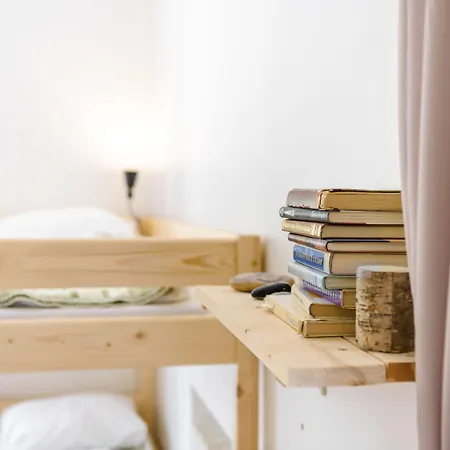 Хостел Downtown Forest & Вильнюс