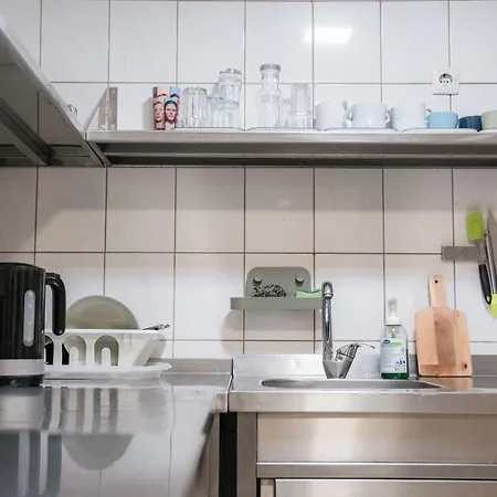 Downtown Forest & Хостел