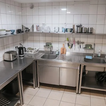 Хостел Downtown Forest &