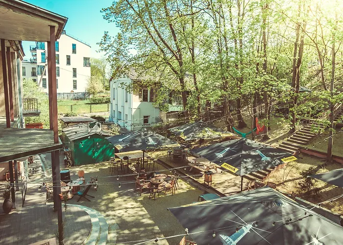 Downtown Forest & Vandrarhem